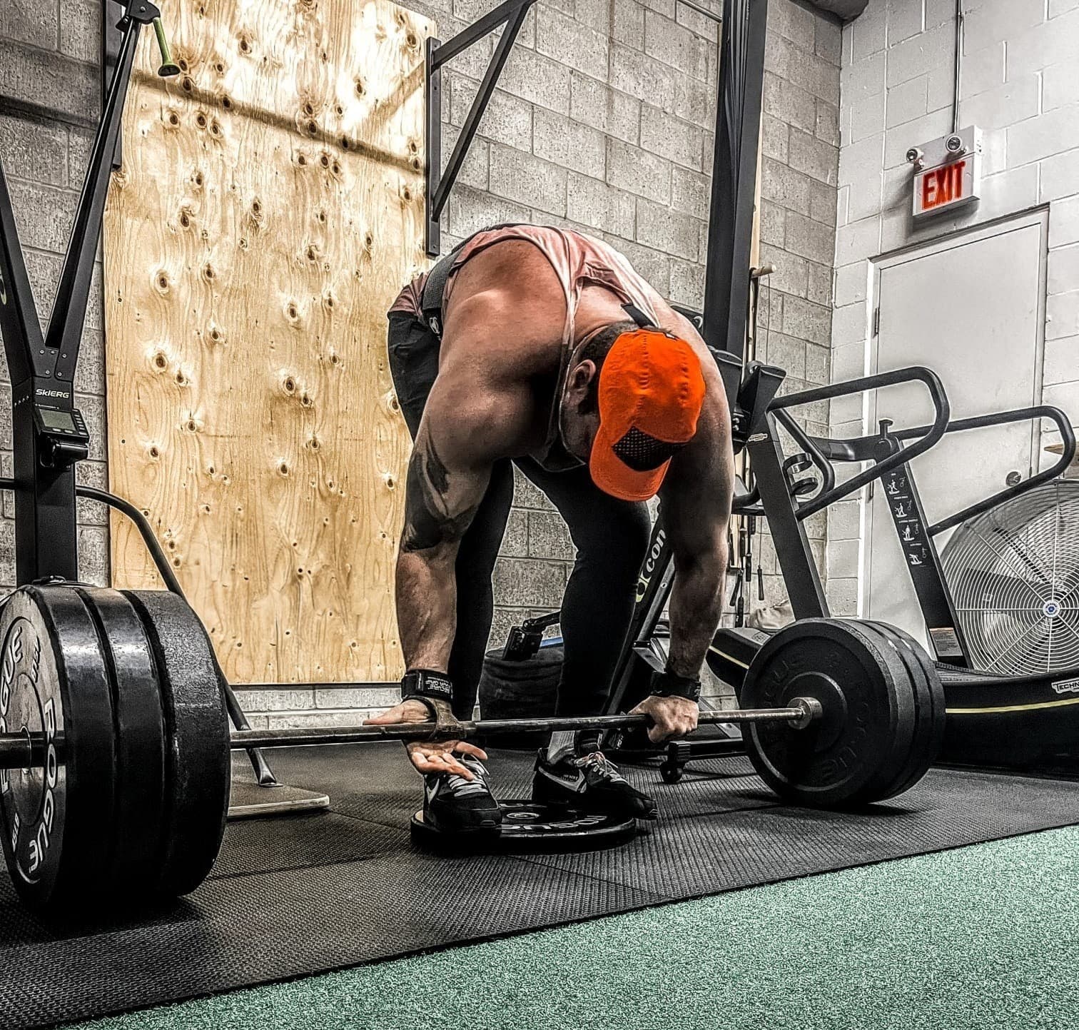 John Richmond setting up for a deadlift at Carpio Strength & Conditioning